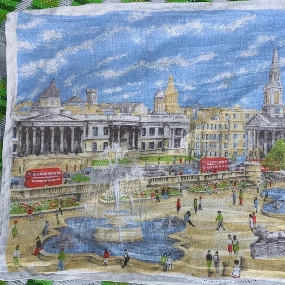 Trafalgar  Square Tea Towel - Picture 2 of 7